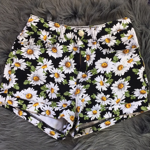 American Apparel Pants - American Apparel Floral Jean Shorts Sz 25 Highrise